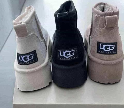 [F] ugg jasny