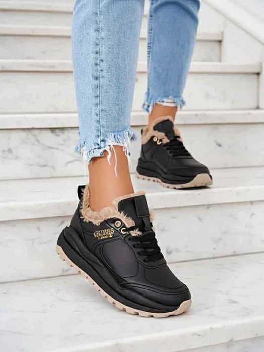 [F] gue buty czarne futro