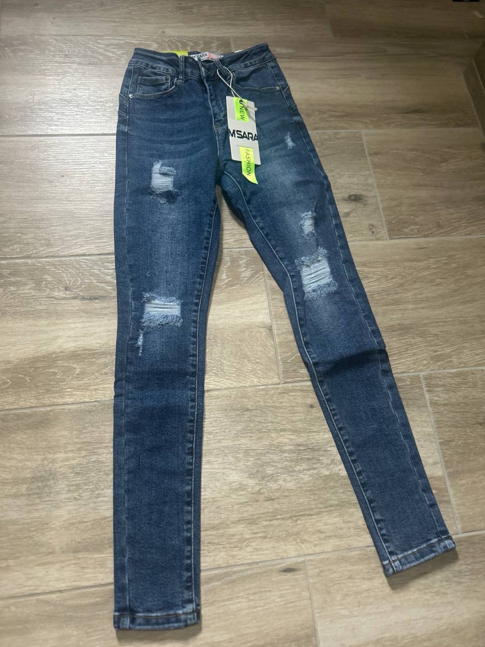 Jeansy z przetarciami Dark Classic