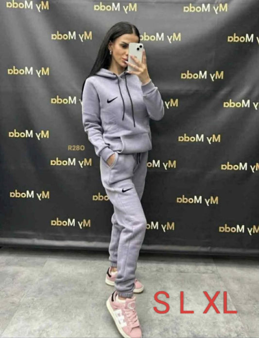 [F] dres jasny fiolet N