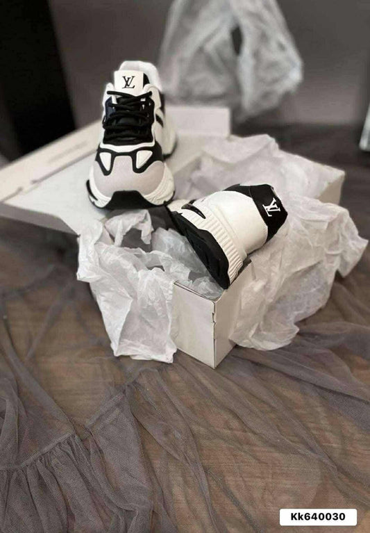 [F] Buty LV