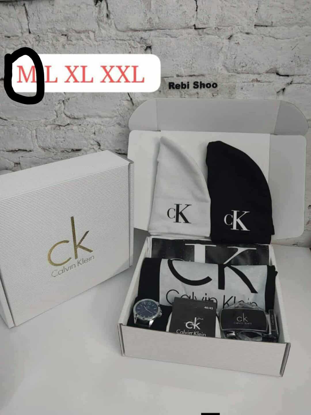 [F] zestaw z czapka ck