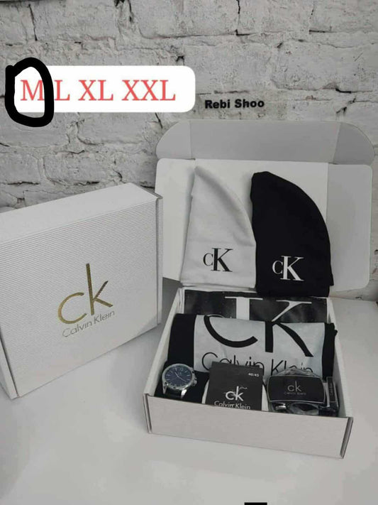 [F] zestaw z czapka ck